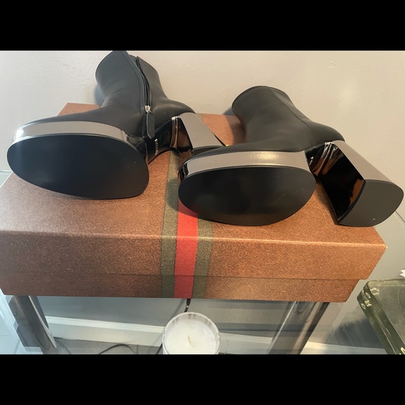 Brand New Gucci Ankle Boots - Picture 6 of 8